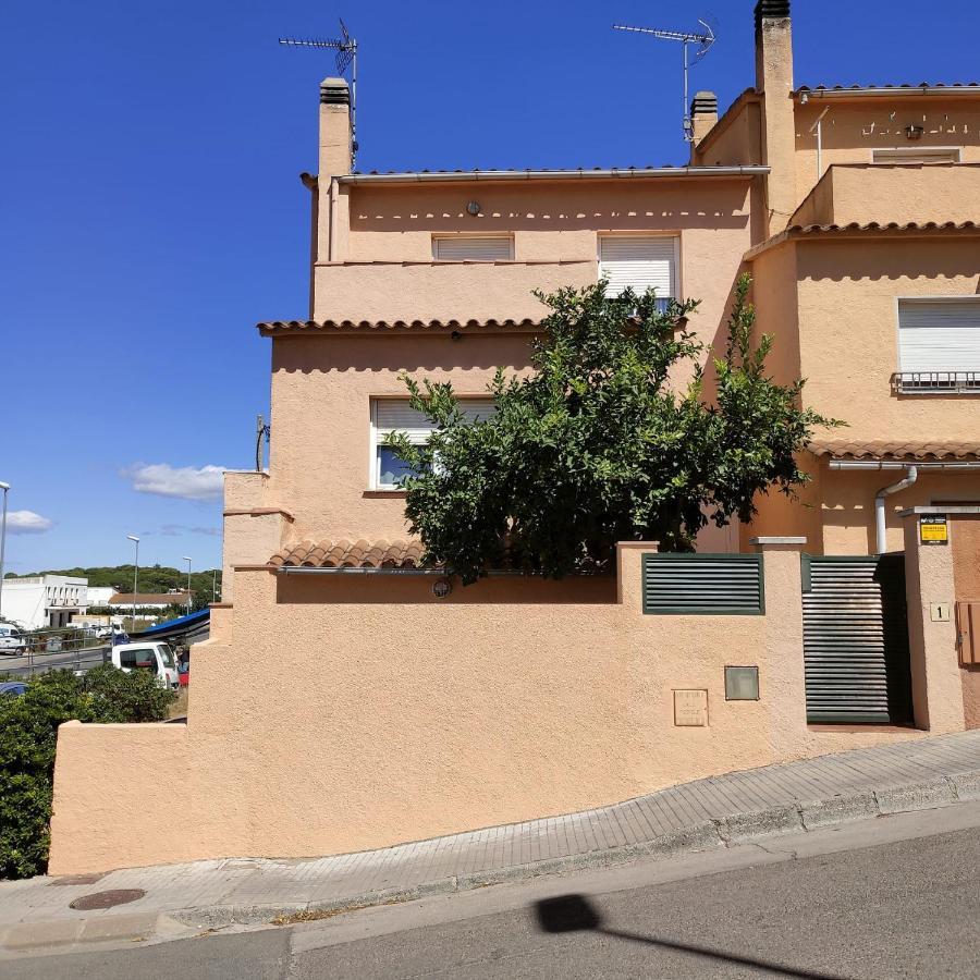 Casa Dorada Villa L' Escala Exteriör bild